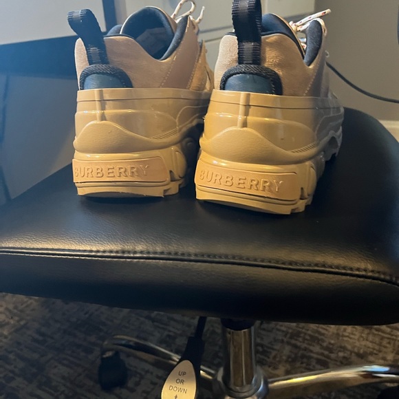 COPY - (Burberry Arthur sneakers , size 12 , Burberry shoe bag ) - Picture 11 of 13
